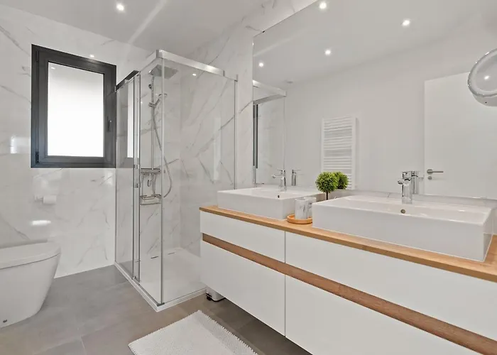 Serene Retreat With Sea Views Near Estepona-rdr469 Appartement *