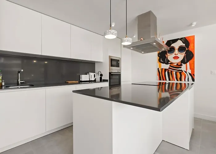 Serene Retreat With Sea Views Near Estepona-rdr469