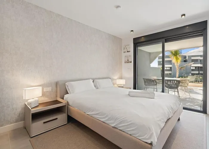 Serene Retreat With Sea Views Near Estepona-rdr469 Apartment